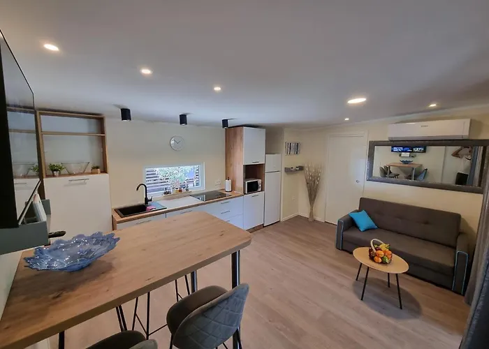 Mobile Sofija キャンプ場 *